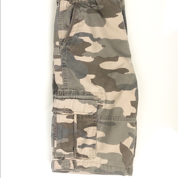 Gap Kids Cargo Shorts - Picture 2 of 6